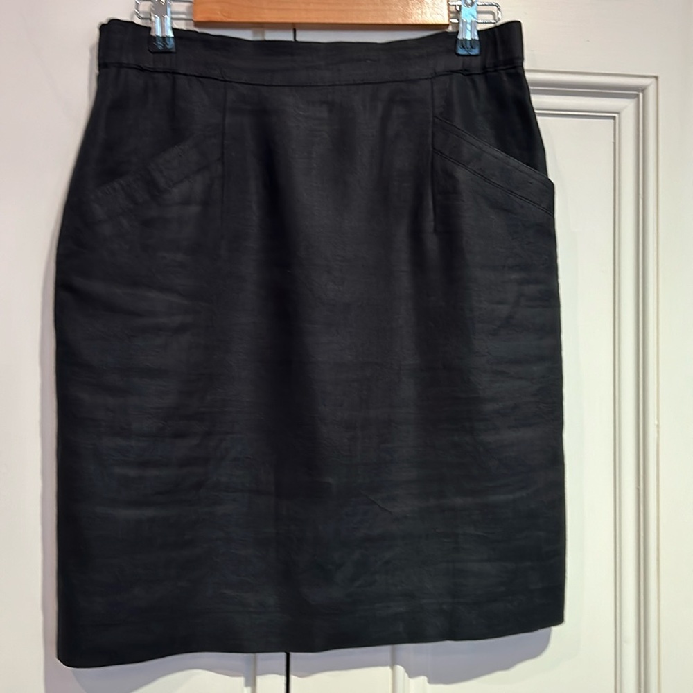 Linen skirt with lining
